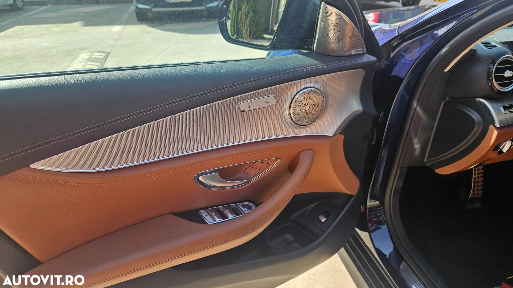 Mercedes-Benz E 220 d T 9G-TRONIC AMG Line - 26