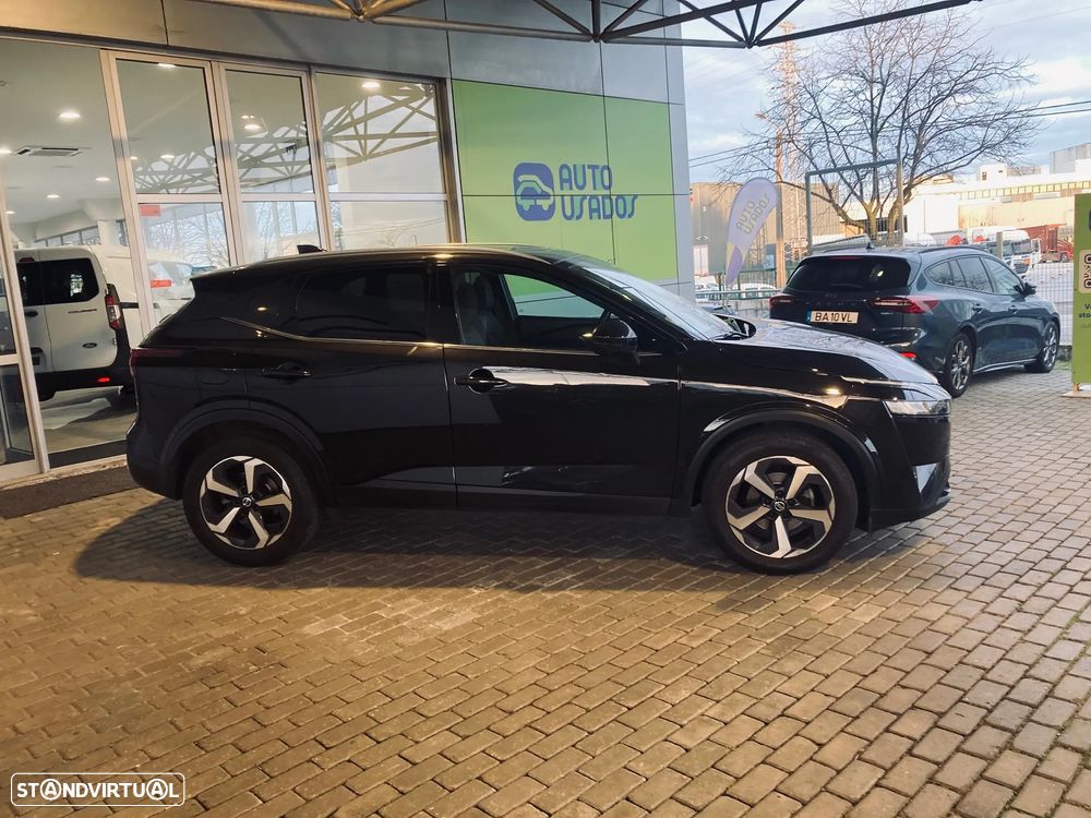 Nissan Qashqai 1.3 DIG-T N-Connecta Xtronic - 4