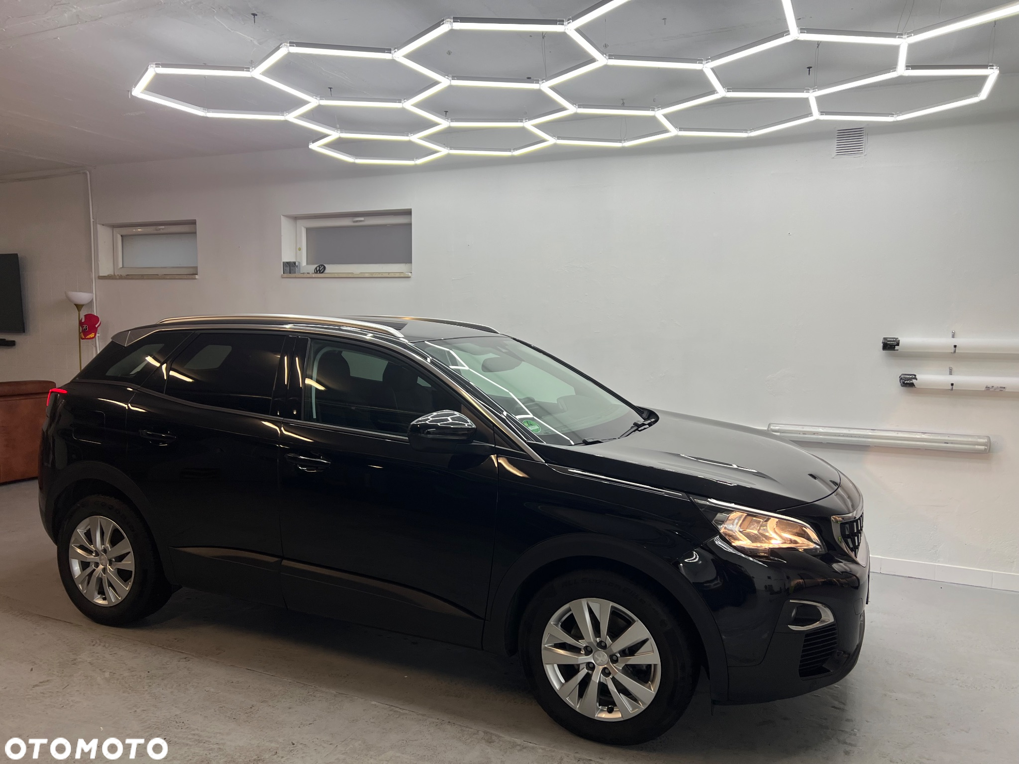 Peugeot 3008 PureTech 130 Stop & Start GPF Allure - 23