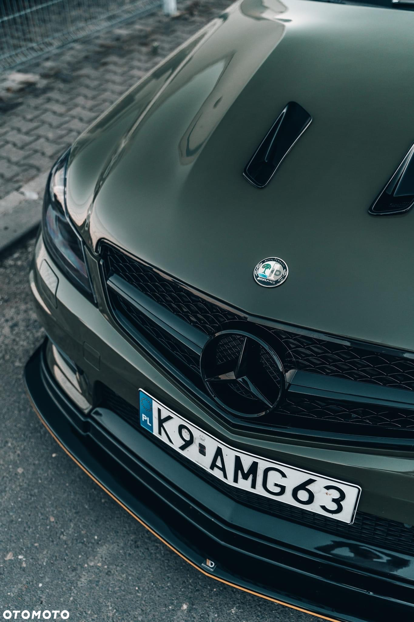 Mercedes-Benz Klasa C 63 AMG T 7G-TRONIC Performance Plus - 31