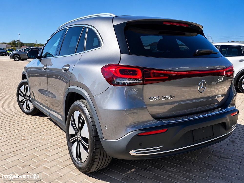 Mercedes-Benz EQA 250+ Progressive - 2