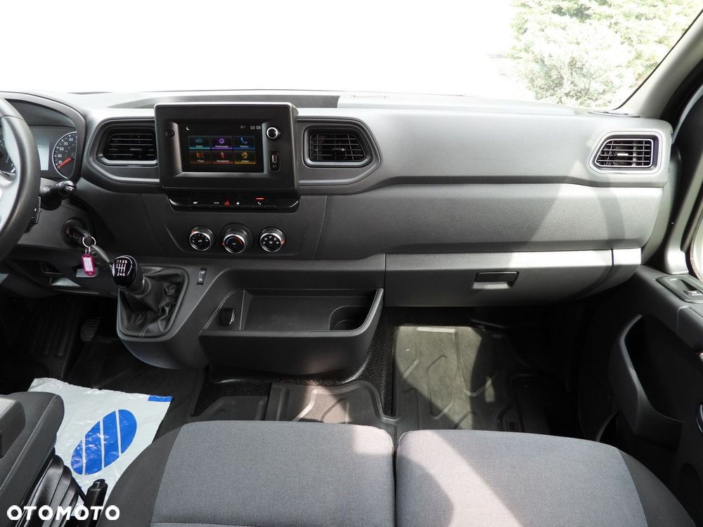 Renault MASTER  FURGON BRYGADÓWKA  7 MIEJSC TEMPOMAT NAWIGACJA LEDY KLIMATYZACJA  140KM - 30