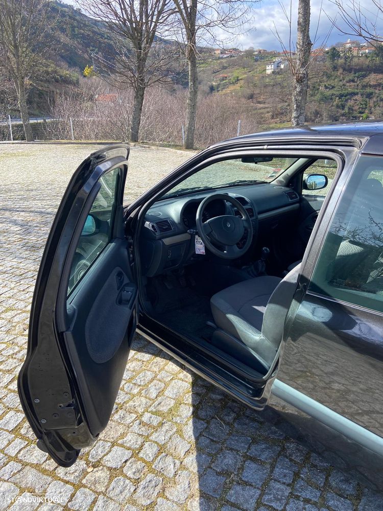 Renault Clio 1.5 dCi Confort - 2