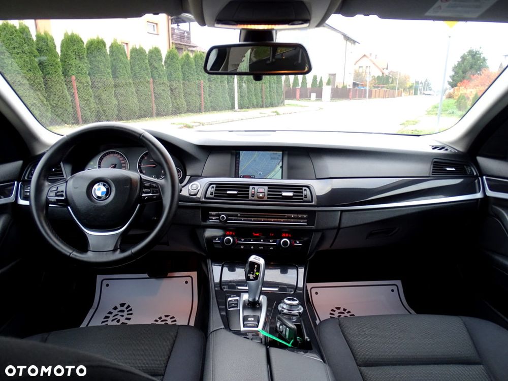 BMW Seria 5 520d - 15