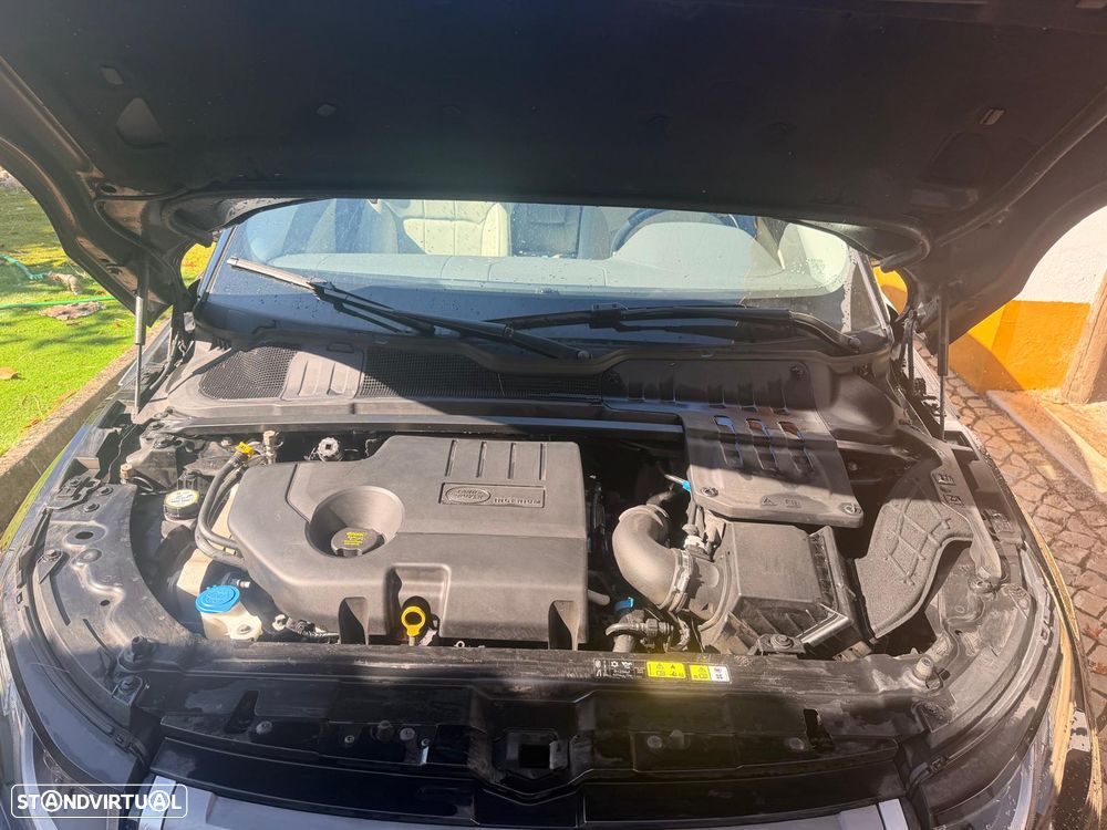 Land Rover Range Rover Evoque - 24