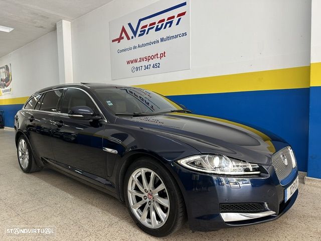 Jaguar XF Sportbrake 3.0 D V6 Premium Luxury - 1