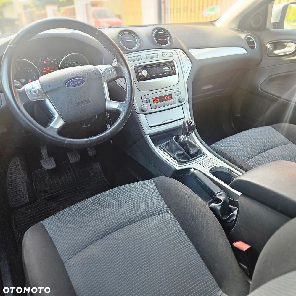 Ford Mondeo SW 2.0 TDCi Business Edition - 15