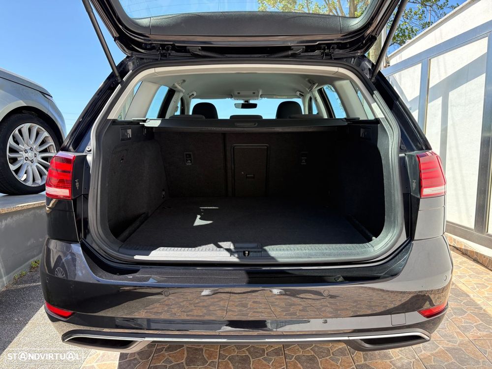 VW Golf Variant 1.6 TDi Confortline - 4