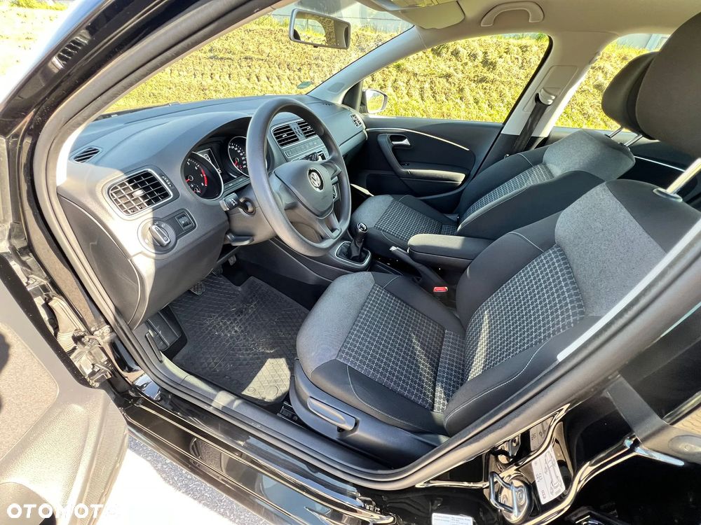 Volkswagen Polo 1.0 Comfortline - 16
