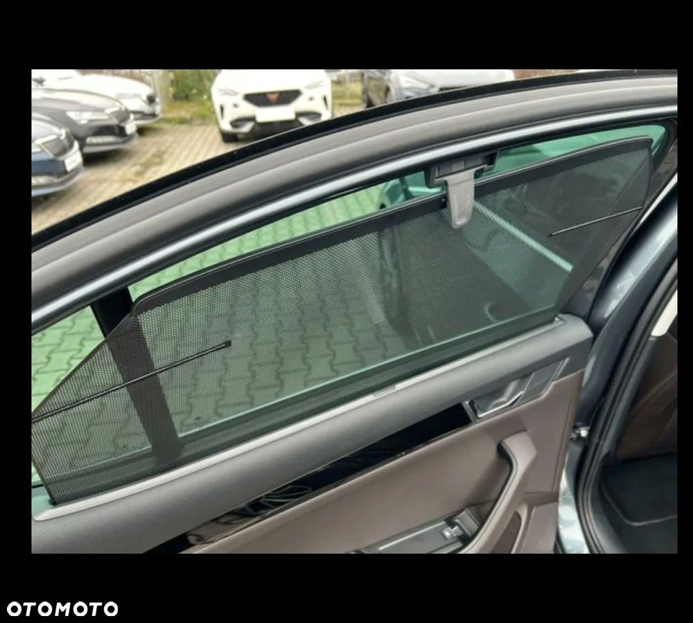 Skoda Superb 2.0 TDI SCR 4x4 L&K DSG - 20