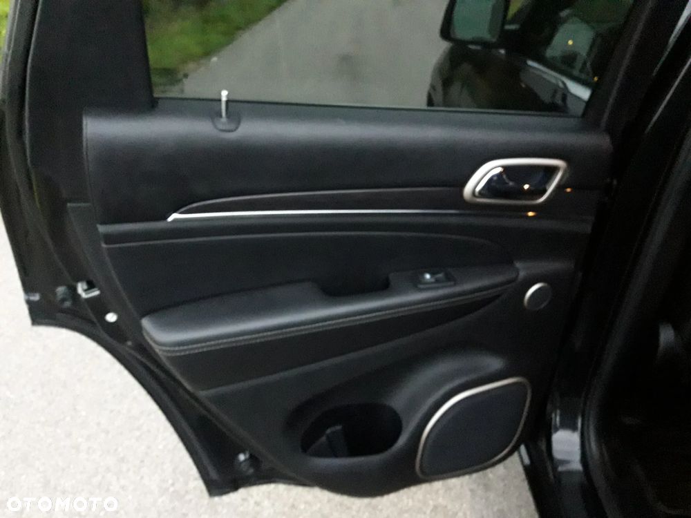 Jeep Grand Cherokee 5.7 V8 Overland - 10