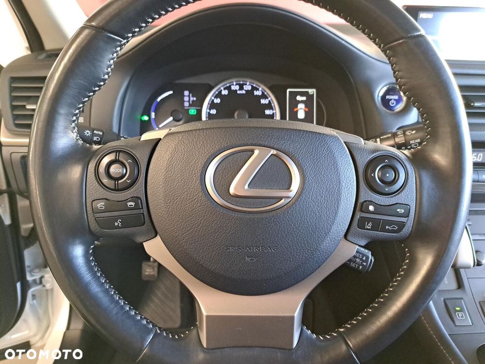 Lexus CT - 30