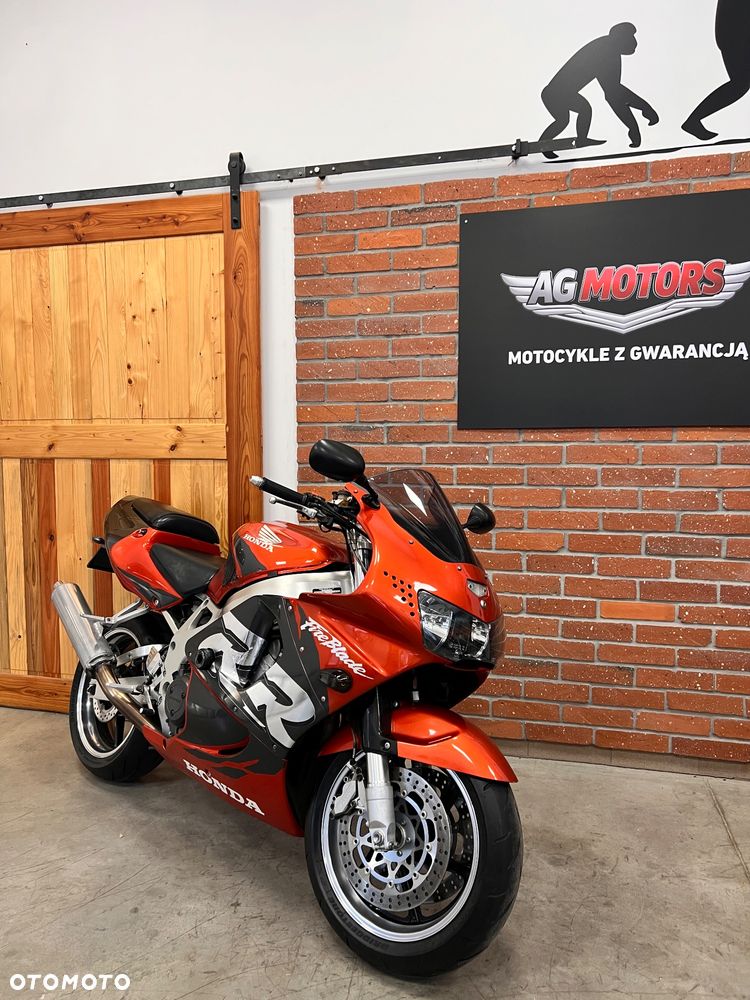 Honda CBR - 8