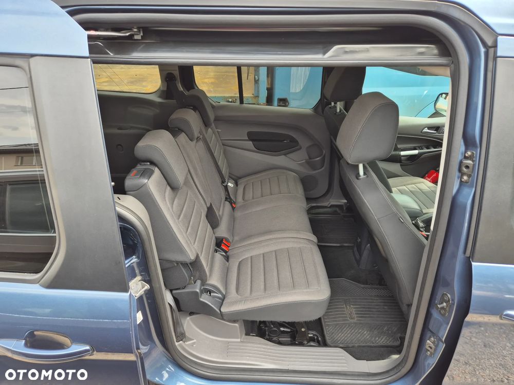 Ford Tourneo Connect Grand - 9