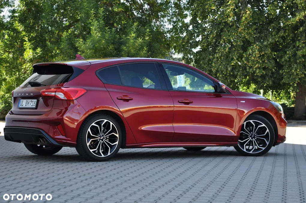 Ford Focus Turnier 1.5 EcoBoost Start-Stopp-System ST-LINE - 18