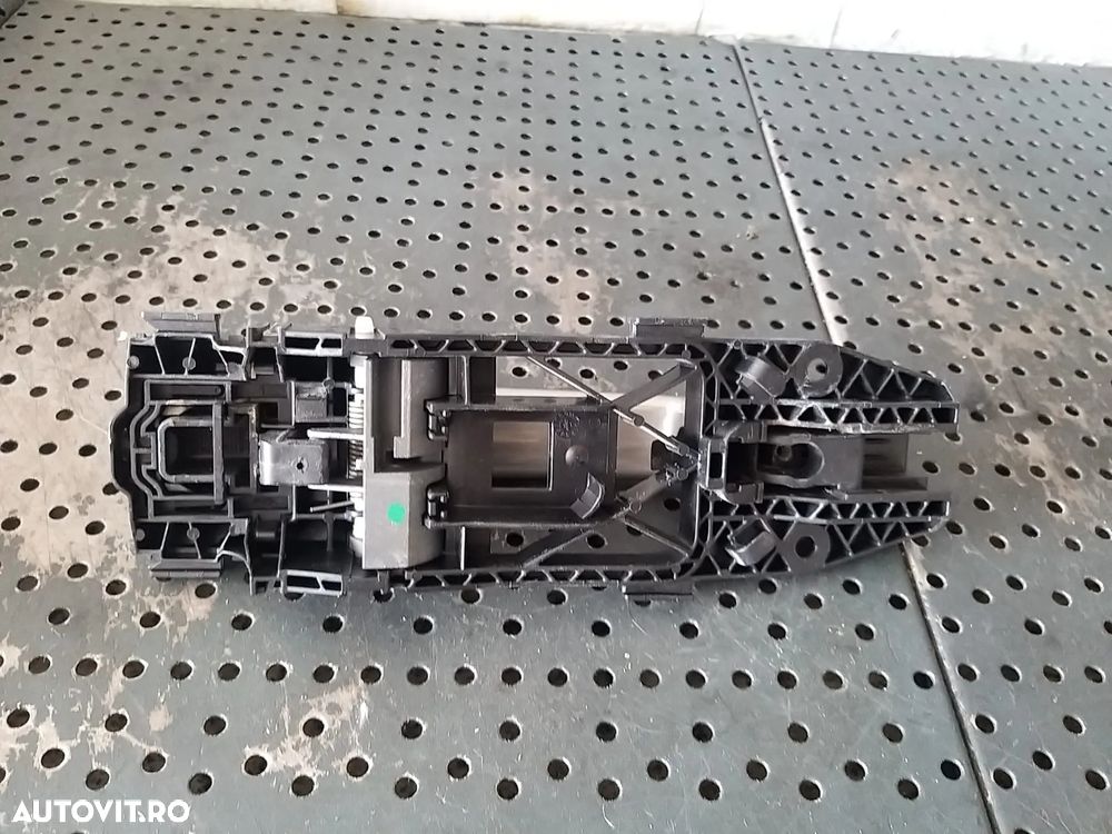 Maner usa dreapta fata skoda yeti 5l 5l0837885c - 3