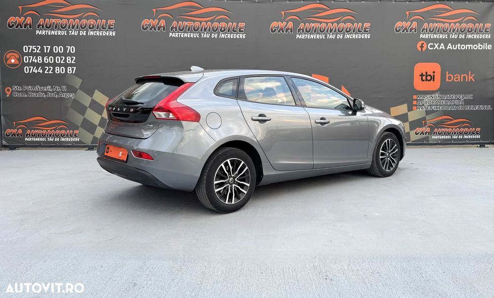 Volvo V40 D2 Momentum - 6