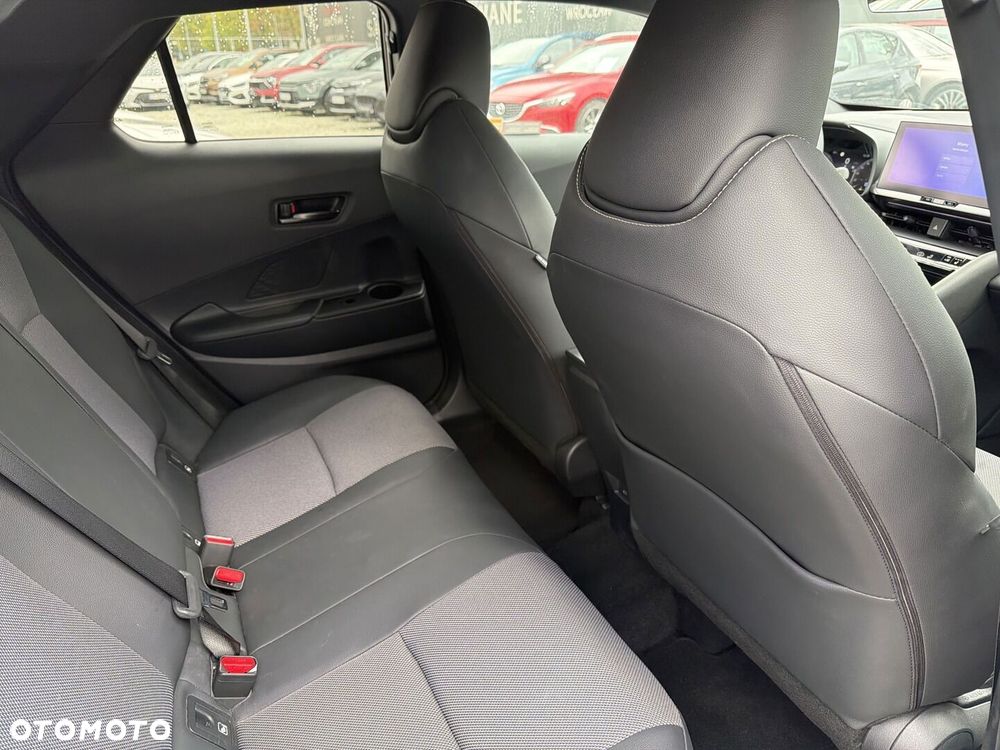 Toyota C-HR - 10