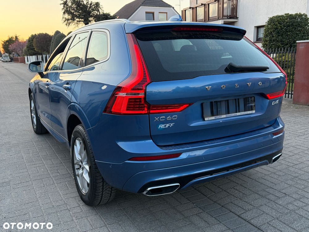 Volvo XC 60 D4 AWD RDesign - 4