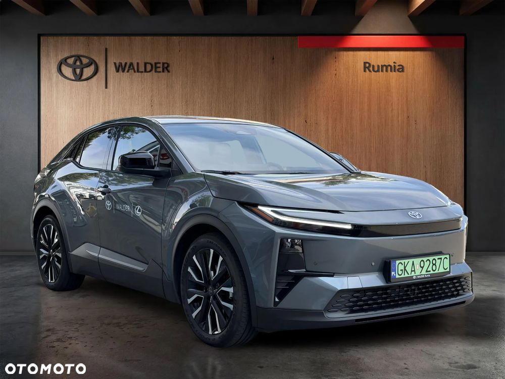 Toyota C-HR+ - 8