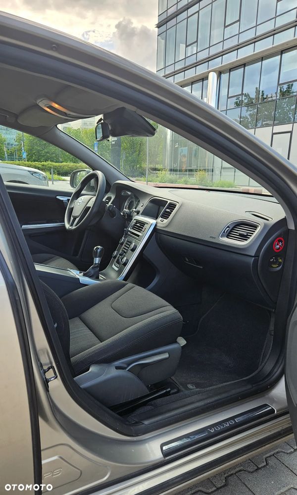 Volvo S60 D3 - 16