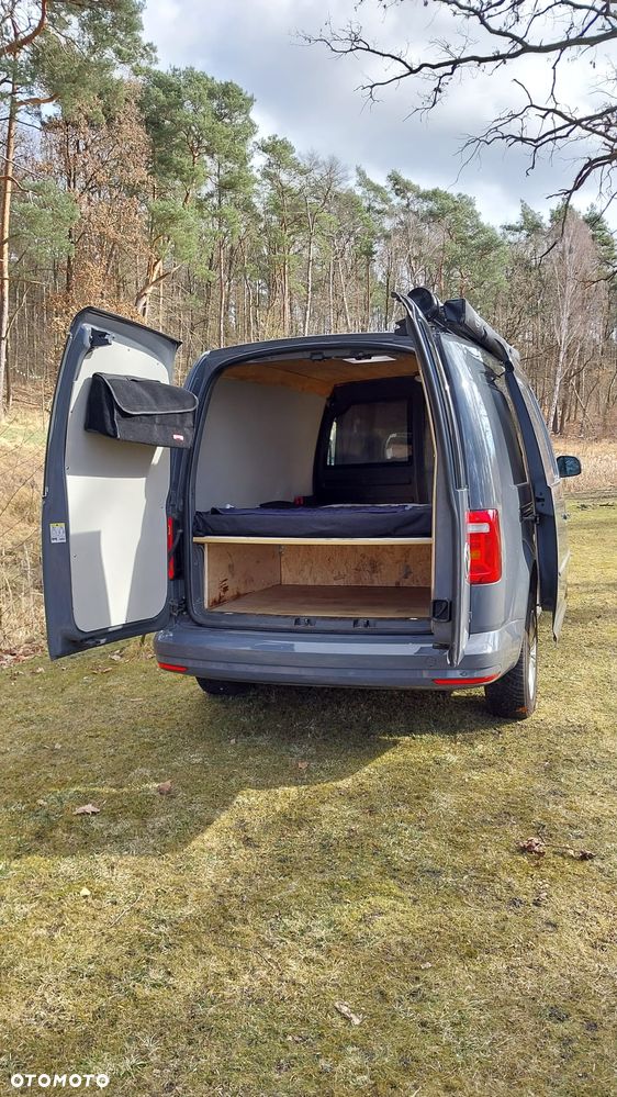 Volkswagen Caddy 2.0 (5-Si.) DSG - 8