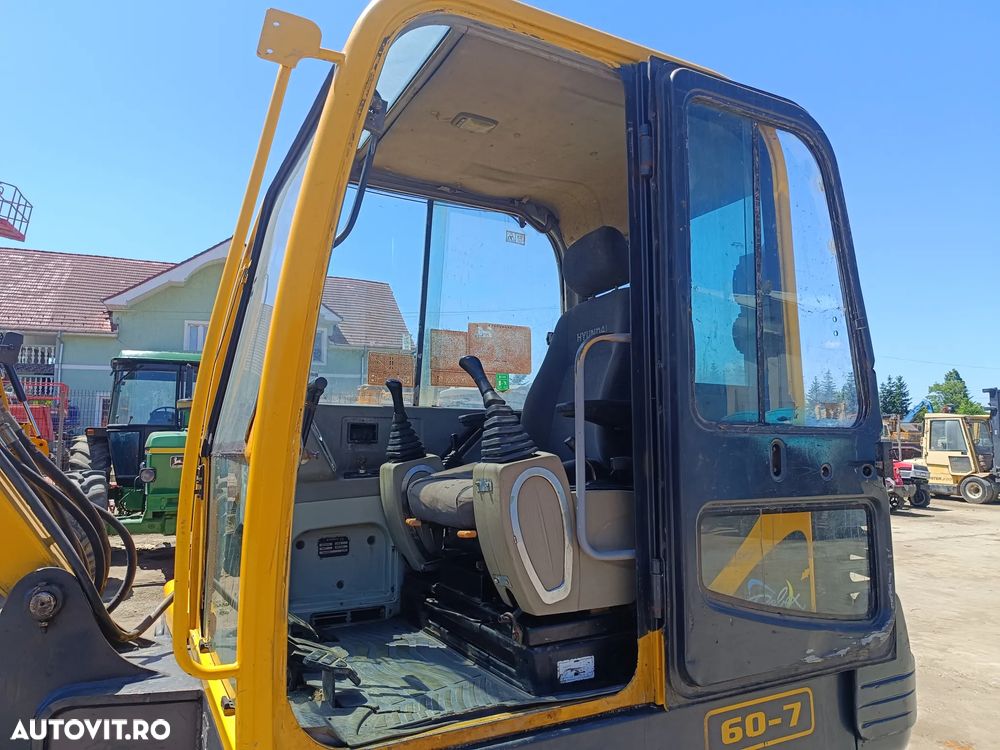 Hyundai R60-7 - 12