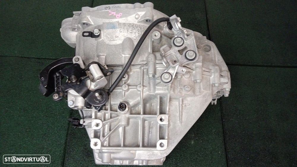 CAIXA DE VELOCIDADES HYUNDAI I40 COMFORT - 6