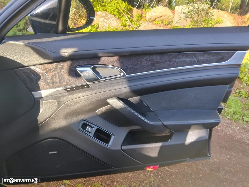 Porsche Panamera 4 S PDK - 42