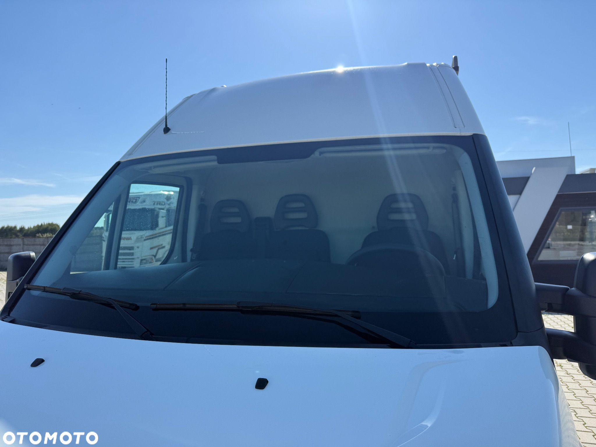 Iveco DAILY 35S15 / L4H3 / 3.0 150 KM / BLASZAK / BAGAŻNIK DACHOWY / Z FRANCJI / STAN BDB / / / - 28