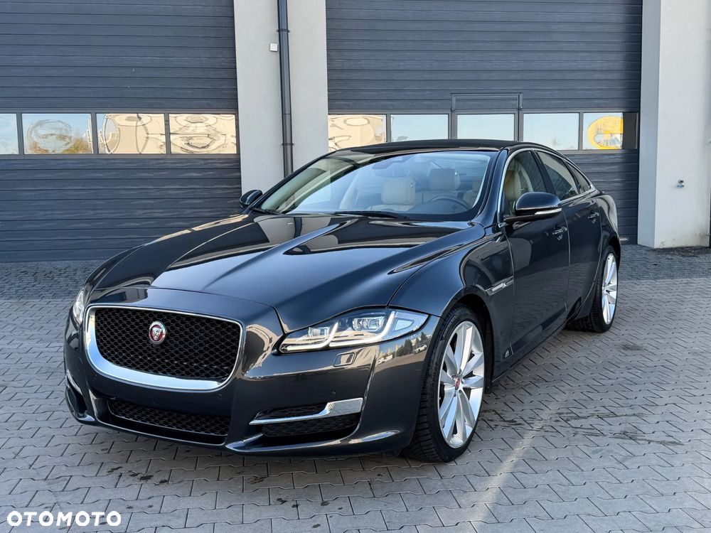 Jaguar XJ 3.0 D V6 Premium Luxury - 1