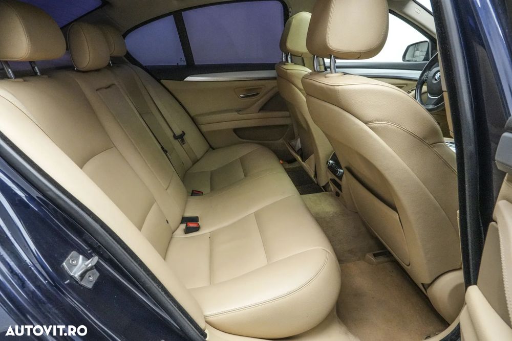 BMW Seria 5 520d xDrive Aut. Modern Line - 18