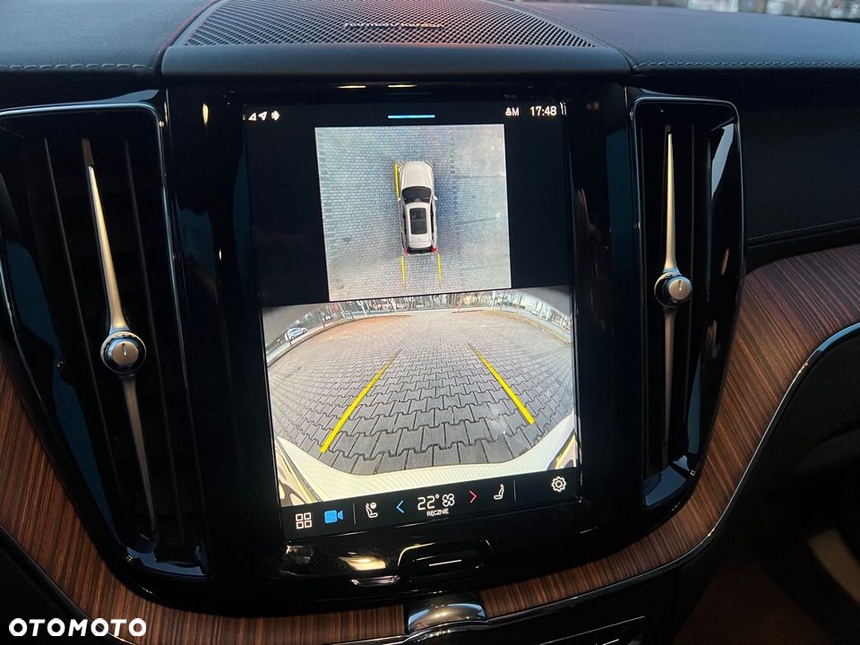 Volvo XC 60 T8 AWD Recharge Ultimate Dark - 23