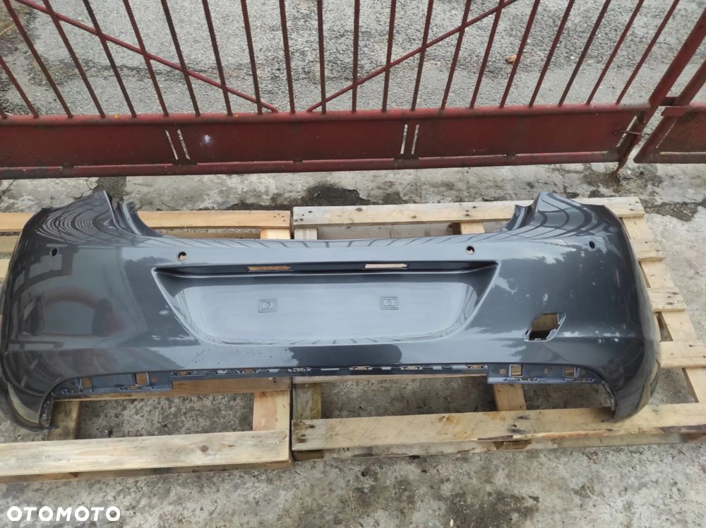 zderzak tył tylny opel astra j przedlift do 06.11r x4 pdc pod czujniki hb hatchback Y40R Z22C GAR Z190 GWH Z187 GWA Z40R GAZ GCW Z186 Z41C GOP Z22A GEU Z20Z GEK Z21Y GEP Z177 GAL Z176 GAN GBM Z12U Z22S GWJ Z20R GBG Z50H GCS Z40Y 55U Z179 GEV Z30K GAY Z50B 63U GBH Z40Q AJU GWD Z161V Z162 GWE Z41E G6R Z30V Z30Q GOK 2GU Z50C Z22N GU3 Z22M GOL Z20Z z474 Z41V - 7