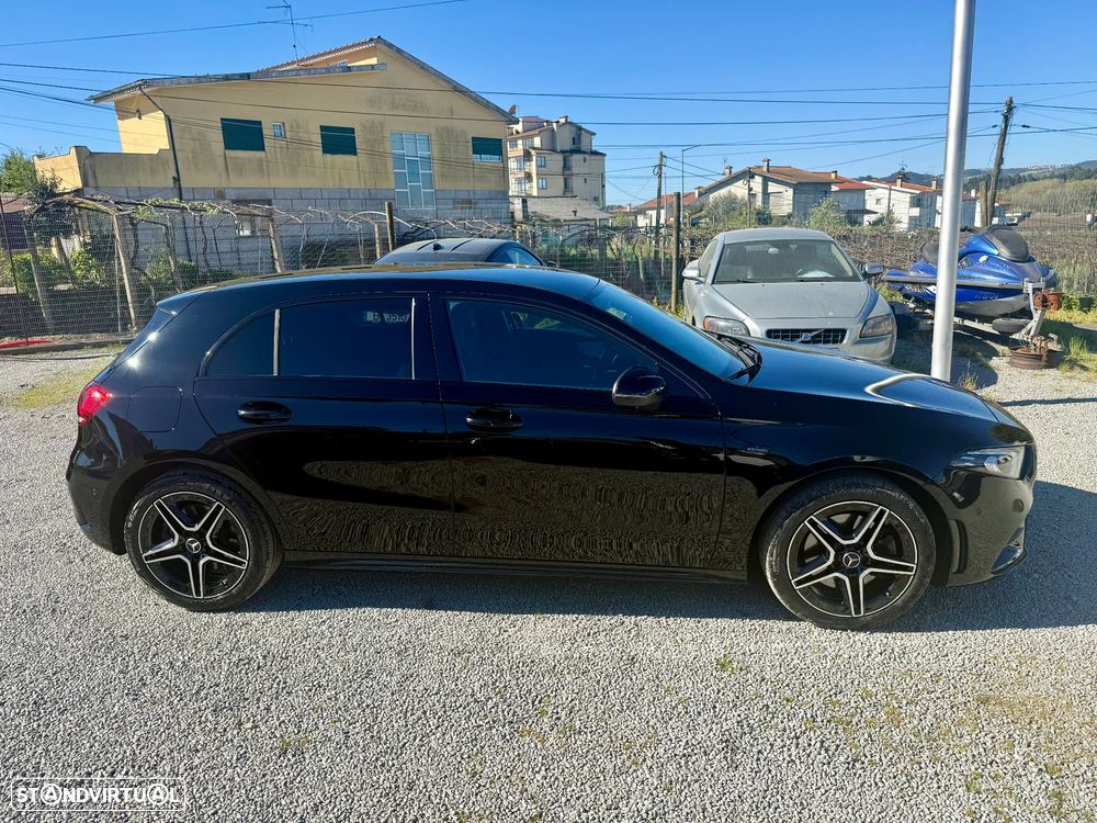 Mercedes-Benz A 250 e 8G-DCT AMG Line - 3