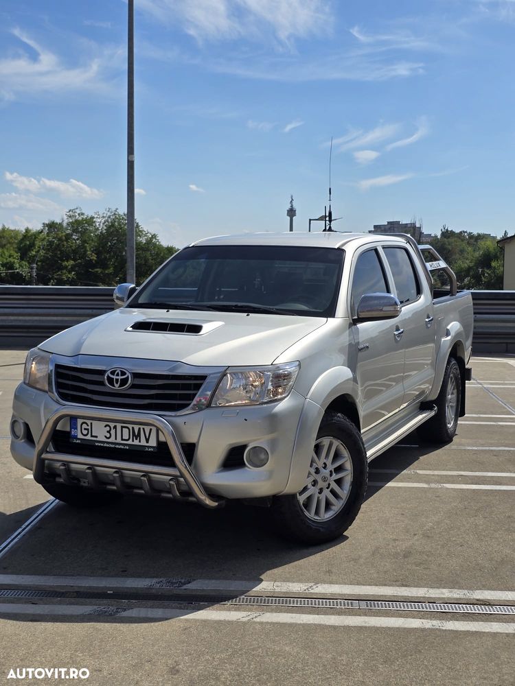Toyota Hilux - 3