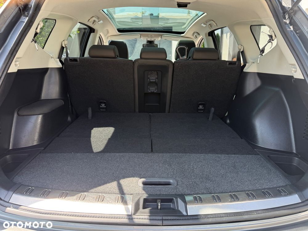 Nissan Qashqai+2 2.0 Tekna - 23