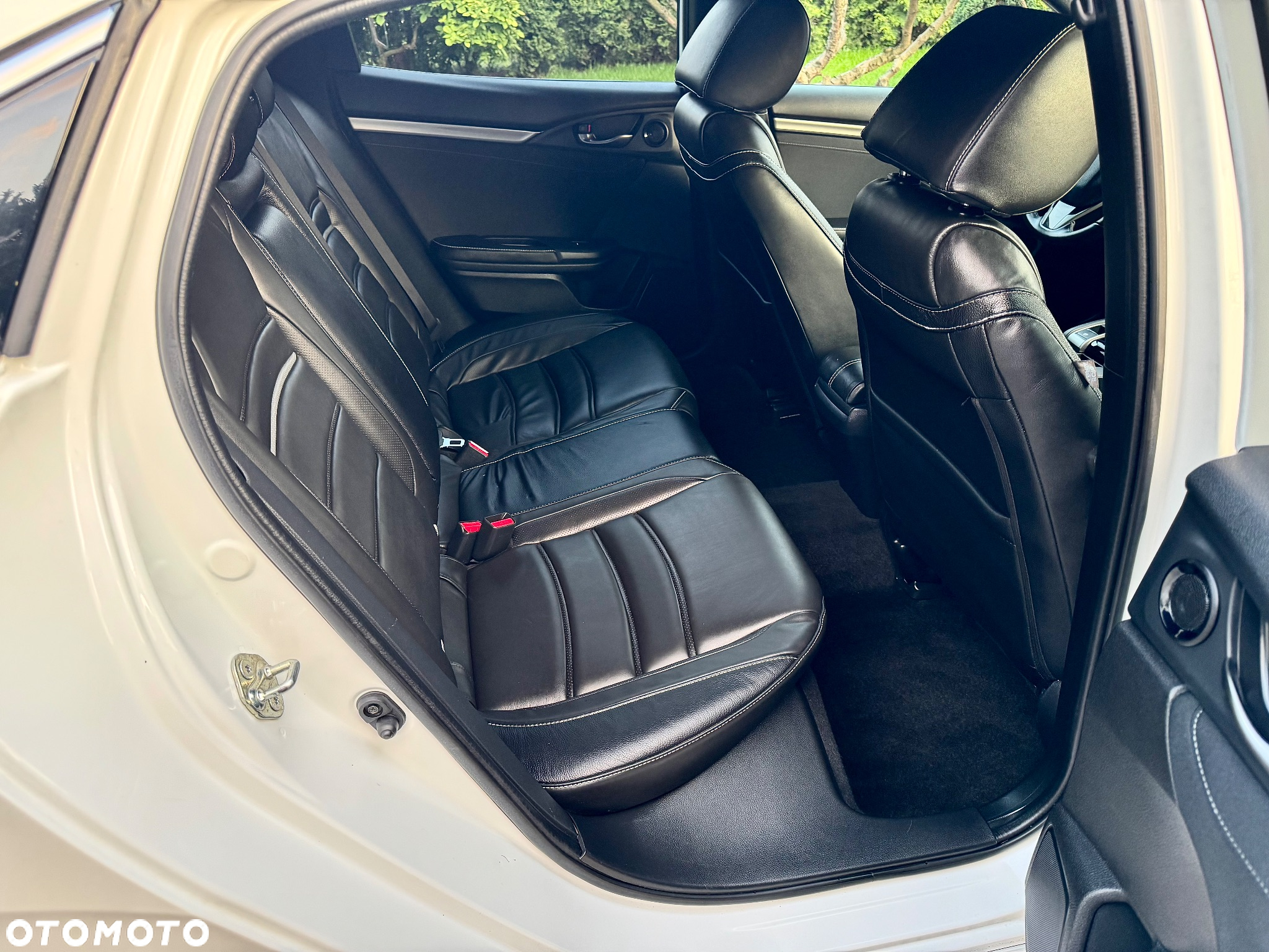 Honda Civic 1.0 T Executive (Pakiet Premium) - 25