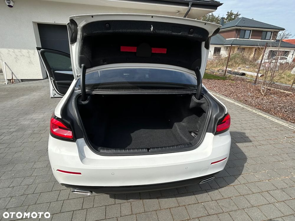 BMW Seria 5 518d - 5
