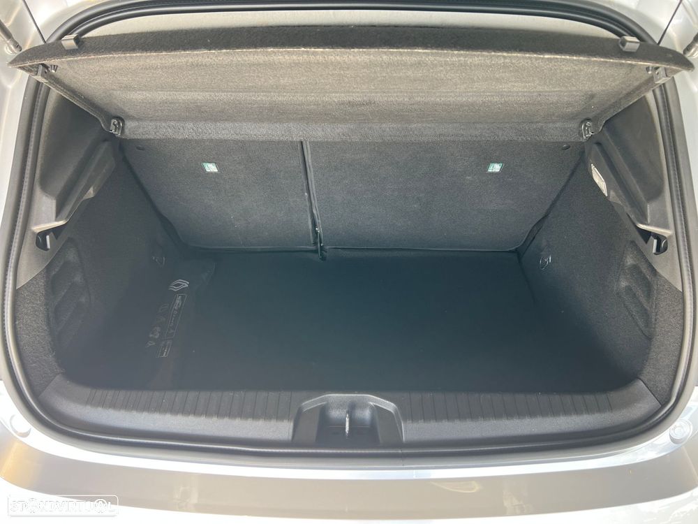 Renault Clio - 38