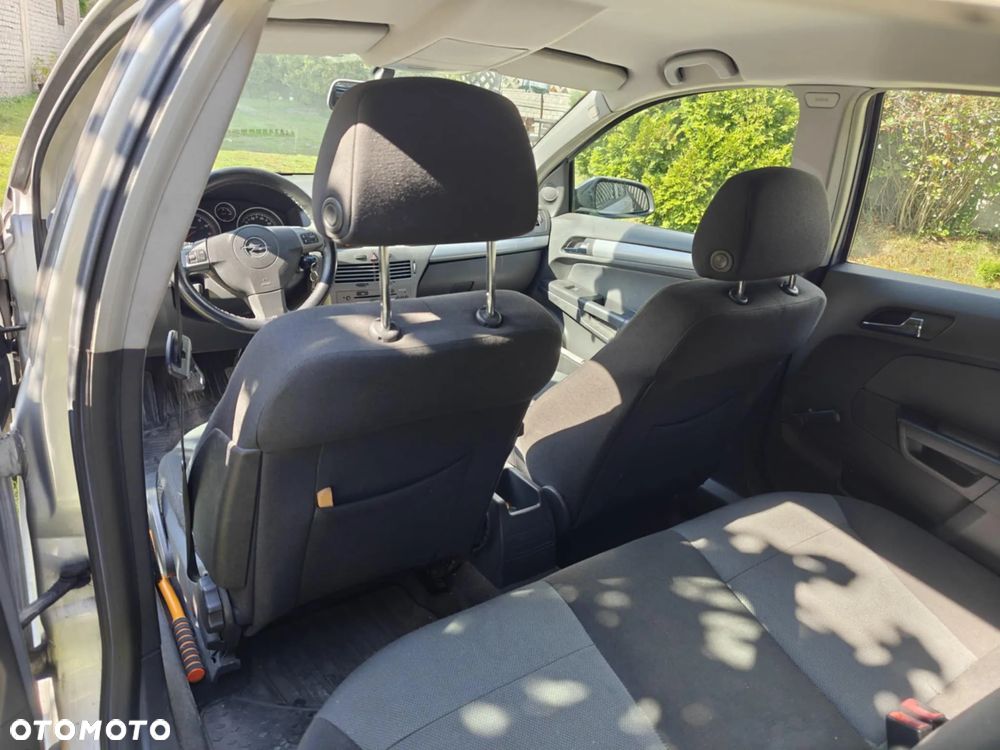 Opel Astra - 9