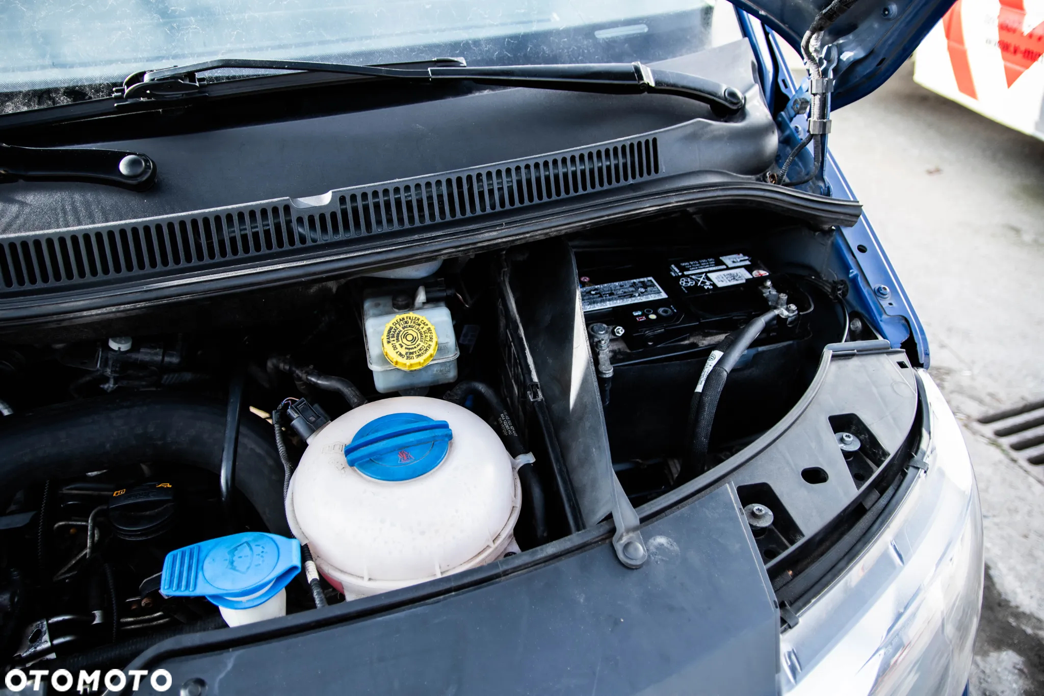 Volkswagen T5 - 16