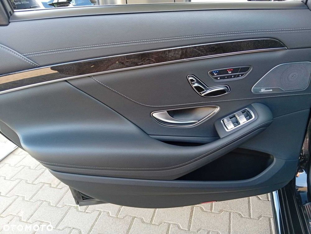 Mercedes-Benz Klasa S 400 d 4-Matic L 9G-TRONIC - 28