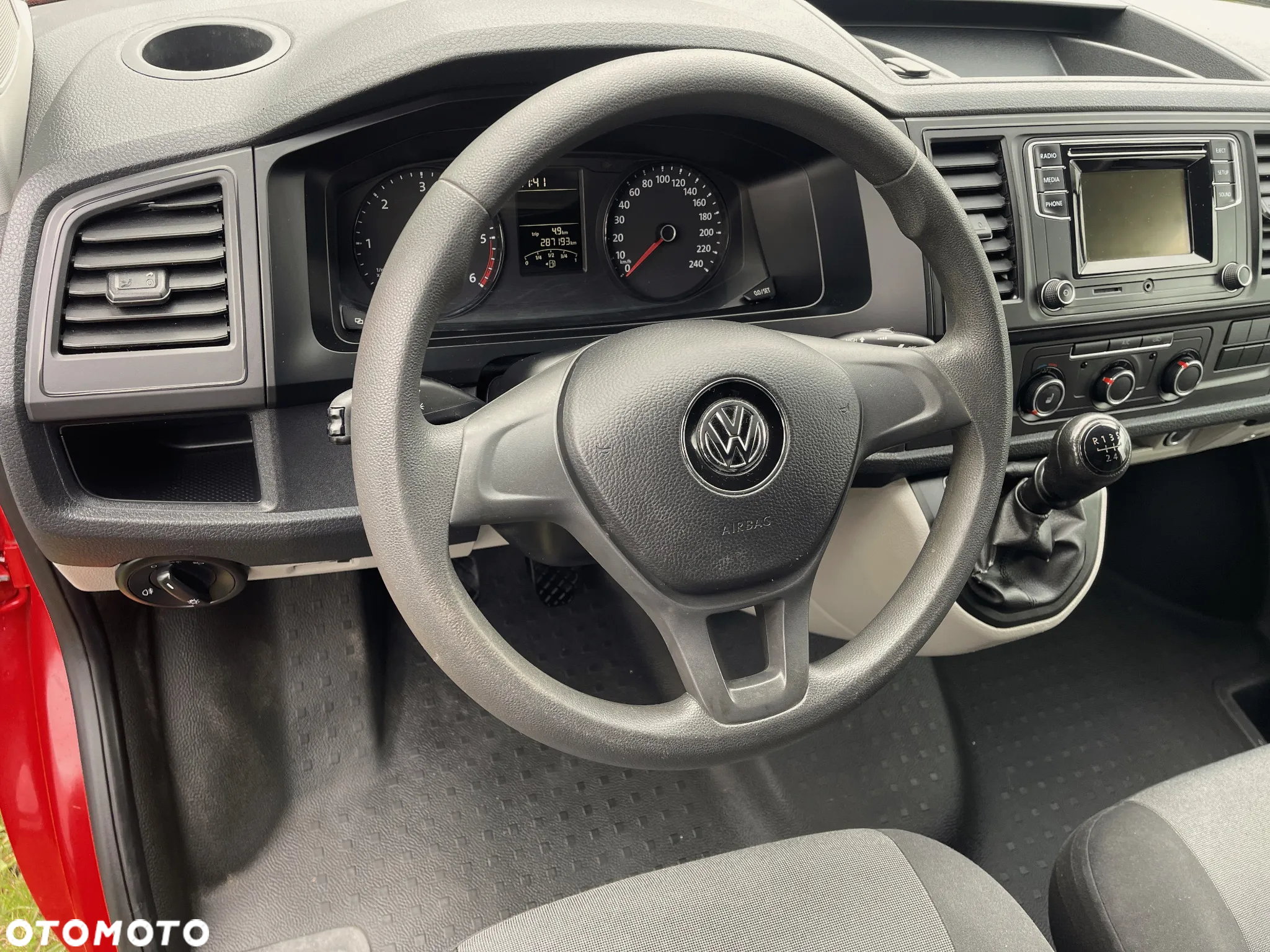 Volkswagen Transporter T6 L1H1 - 21
