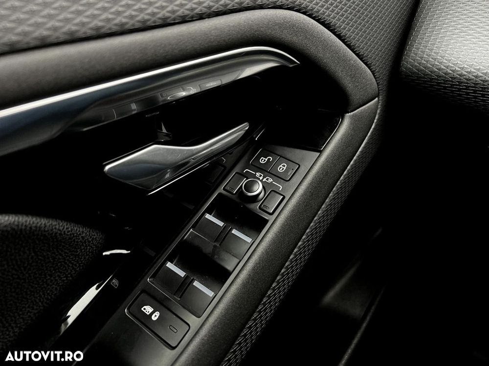 Land Rover Range Rover Evoque - 28
