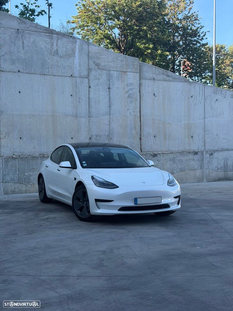 Tesla Model 3 Standard Range Plus RWD - 2