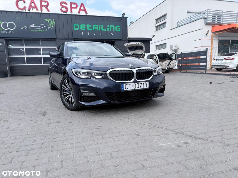 BMW Seria 3 318i Business Edition sport - 3