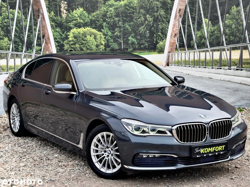 BMW Seria 7 - 8