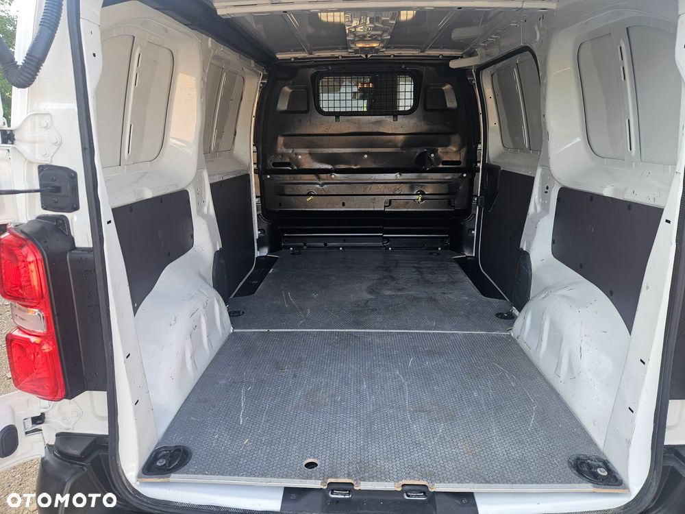 Toyota ProAce Kombi D-4D Medium 2,7t - 9
