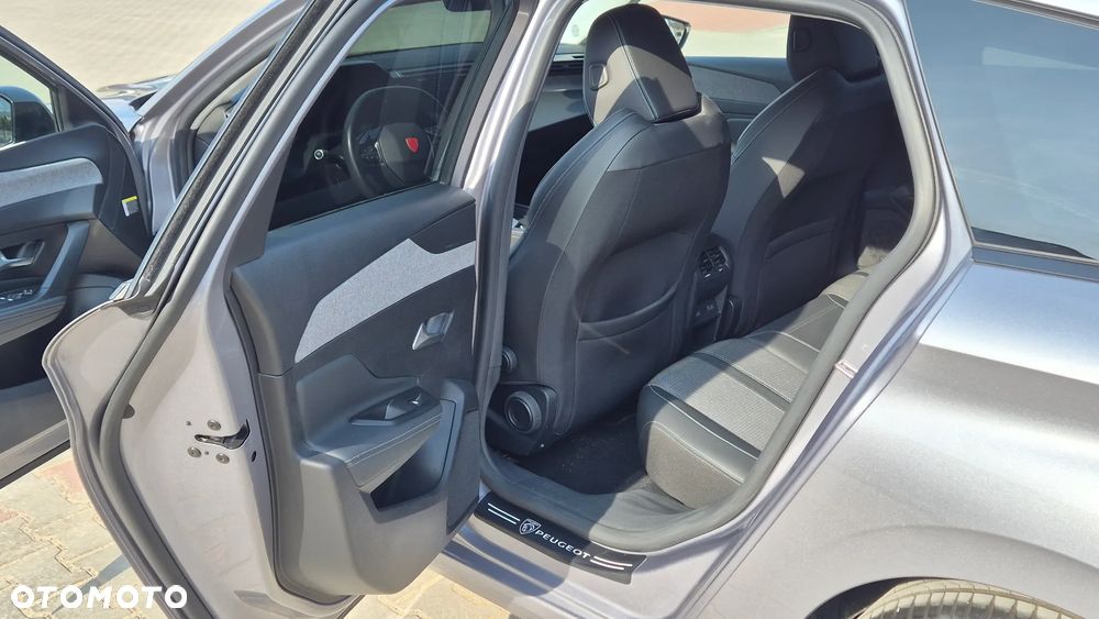 Peugeot 308 BlueHDi 130 EAT8 Allure Pack - 20